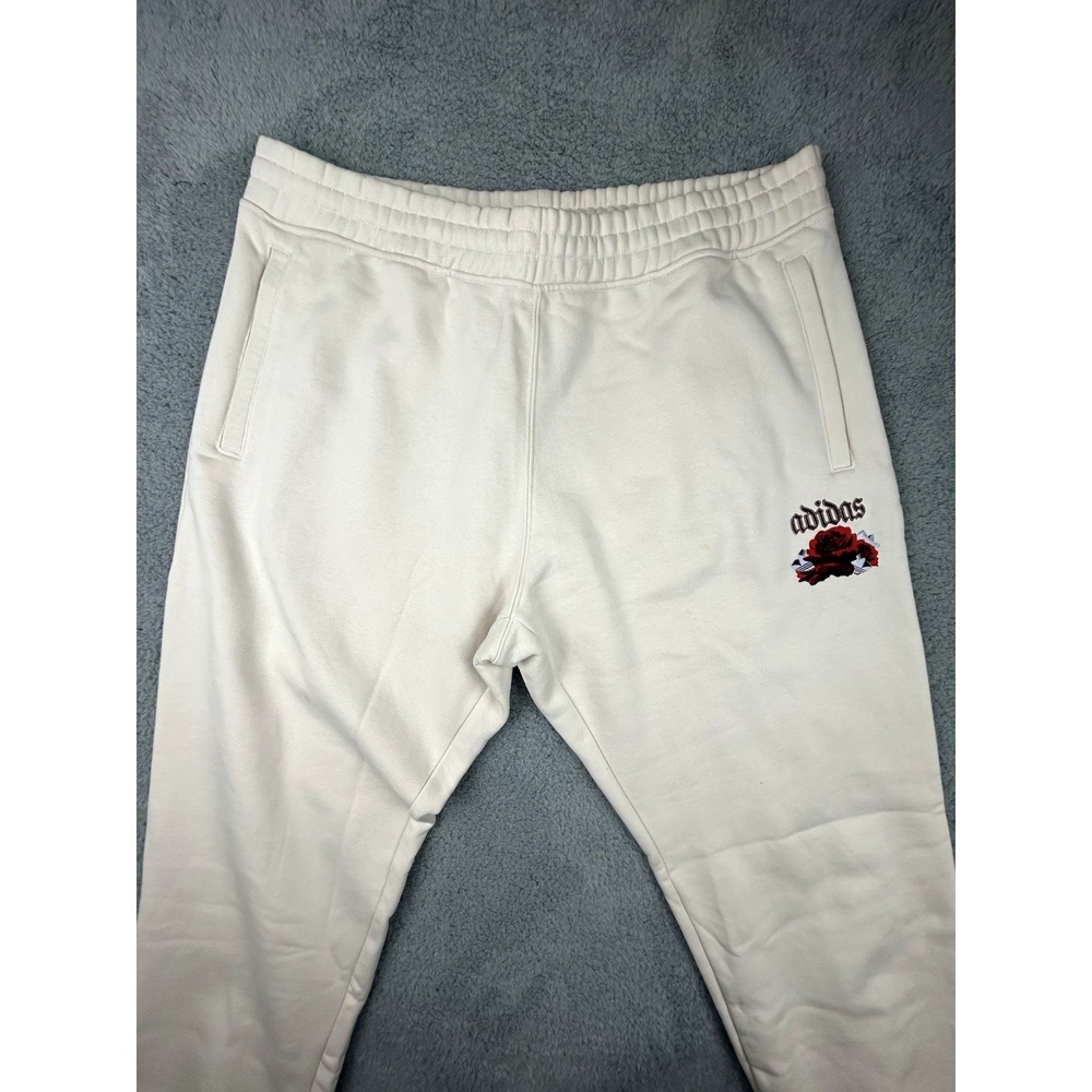 Adidas Originals Roses Fleece Mens Size 2XL Jogger Pants Wonder White KR8849 NWT - Picture 4 of 9